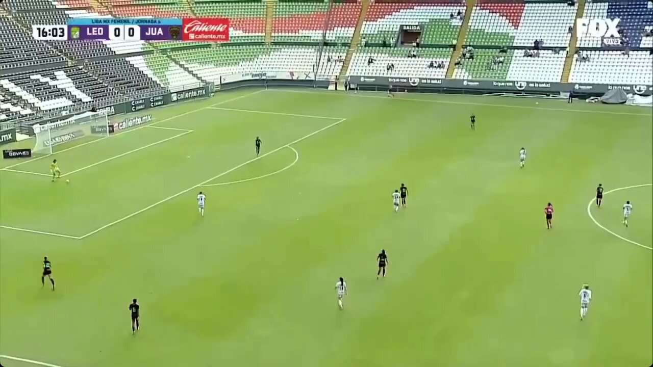 La Fiera aprovecha el error y marcó el primero...