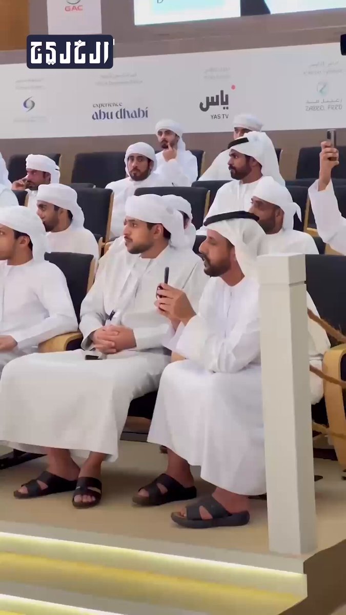 فيديو | انطلاق أول مزاد للصقور ضمن سلسلة المزادات التمهيدية لمعرض أبوظبي الدولي للصيد والفروسية 2025، وبيع أول صقر نوع جير بقيمة 50 ألف درهم #صحيفة_الخليج 