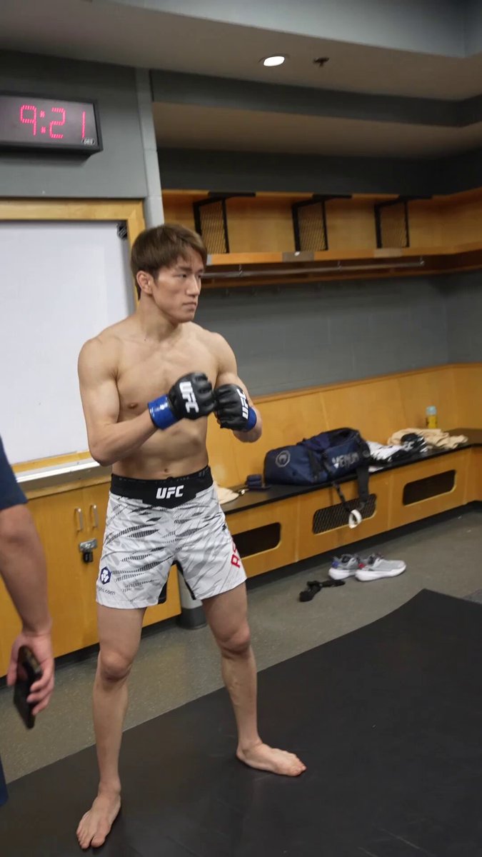 Matin Avenirニットソー L 朝倉未来 朝倉海 rizin ufc 発掘シリーズ💡 2020年4月号表紙の朝倉未来選手 #朝倉未来