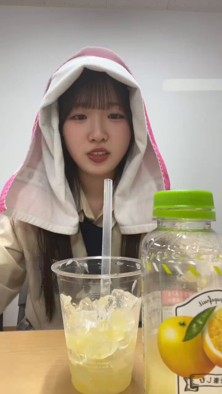 かなみページ GoPjPIXbYAEzonU.jpg