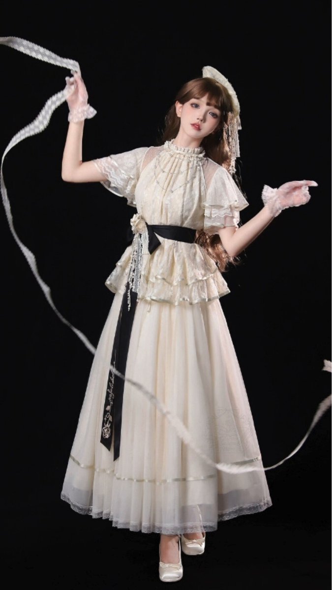 エスカルゴスキン 1号 ゴスロリ ロリータファッション 付録付き ロリータ通販SEASONZ🎀スタッフ莉子 甘ロリ・ゴスロリ・クラロリ