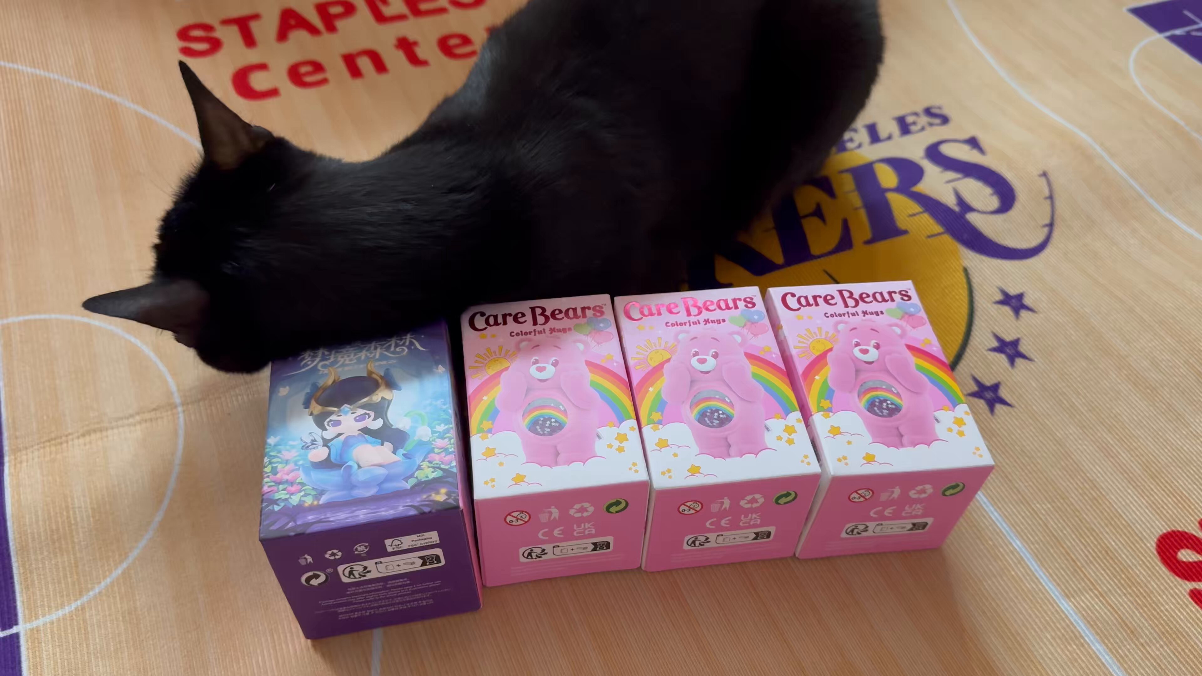 額 女豹に黒猫 sddefault.jpg
