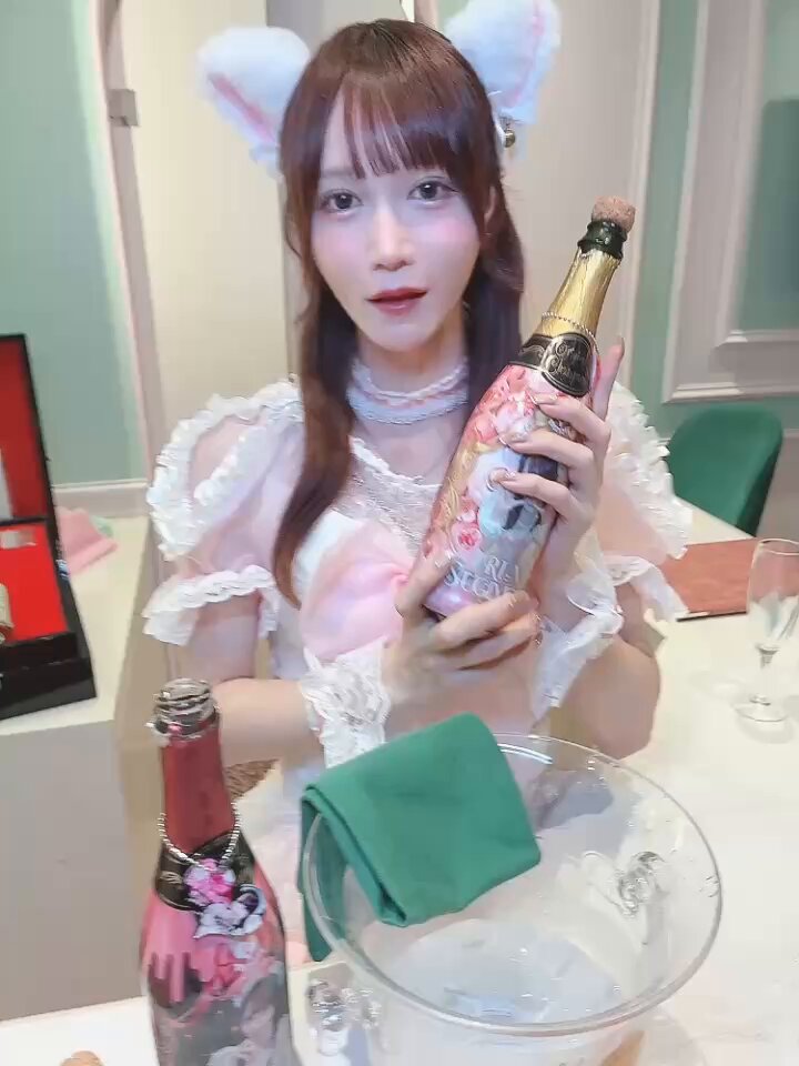 hara 様 おまとめ4点 * BTS * 匂わせ * 推し活 ご主人様、私を推しにしてください！💗秋葉コンカフェ on X