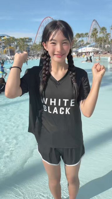 Twitterのコスプレ動画1