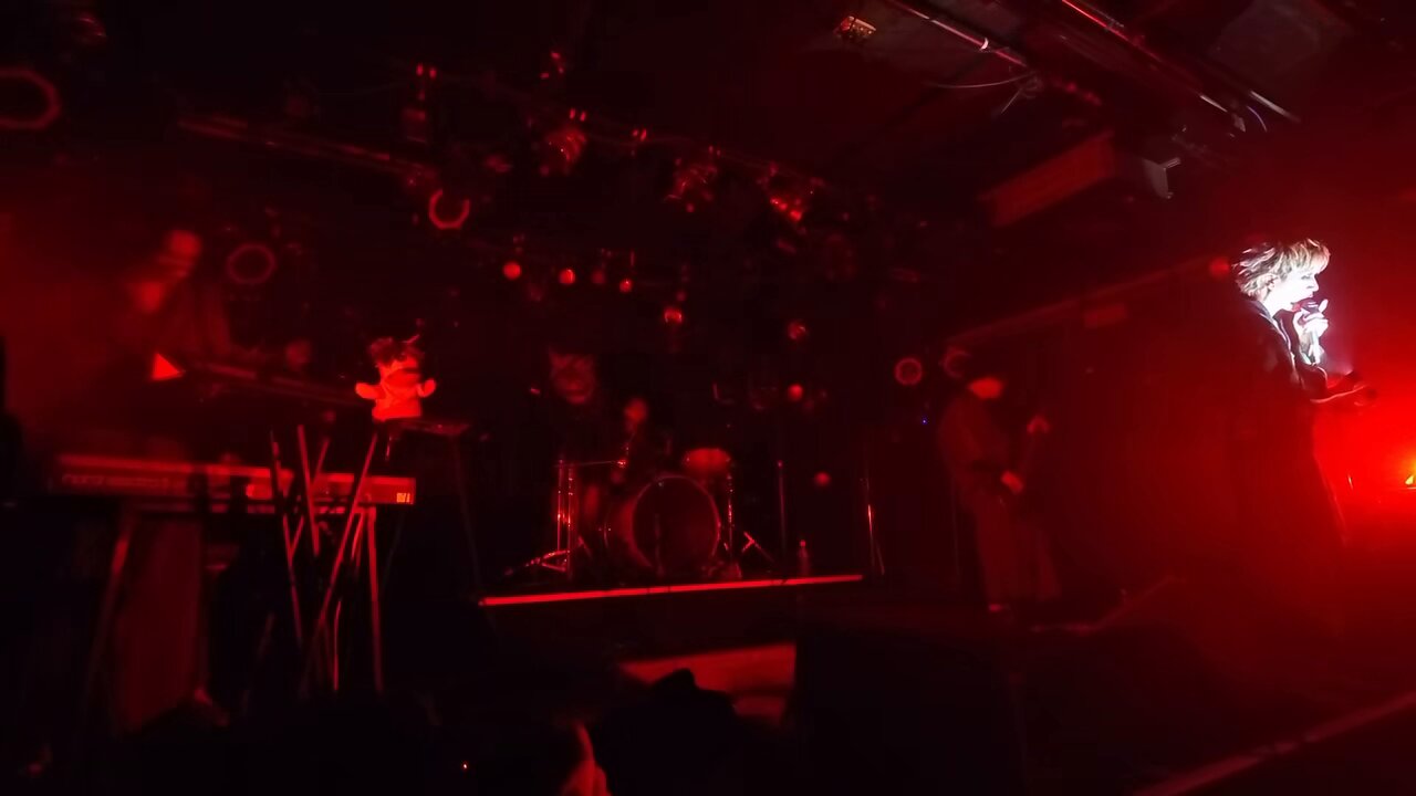 梟ライブ - অনুসন্ধান / X