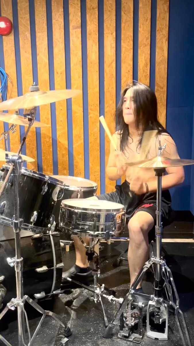 ミュージック SEX MACHINEGUNS/SMG ALIVE! Amazon.co.jp: SMG - SEX MACHINEGUNS: ミュージック
