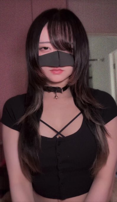 コスプレイヤー絲のTwitter動画2