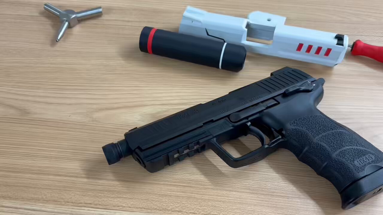 バ*ラ様 鬼方カヨコ デモンズロア(東京マルイ HK45) バ*ラ様 鬼方カヨコ デモンズロア(東京マルイ HK45)