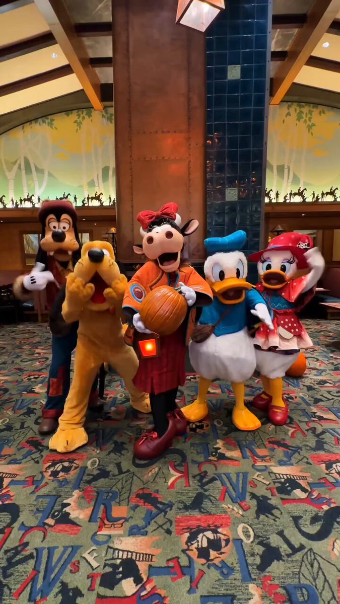 ディズニーwarld family 2020年購入 ミッキーマジックペンセット＆アドベンチャーセット