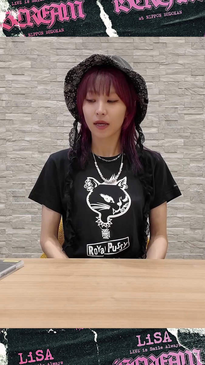 新品 LiSA パッチワークTシャツ リップサービス 武道館 新品 LiSA パッチワークTシャツ リップサービス 武道館 - メルカリ