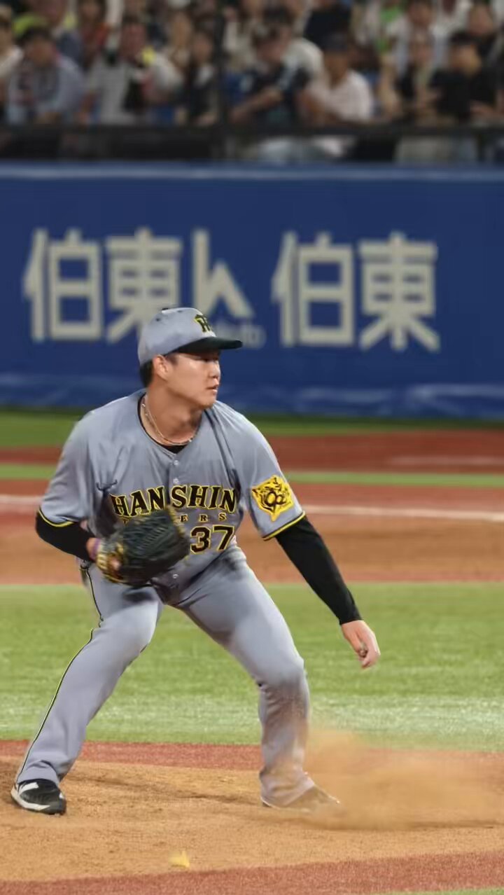 野球場大事典 MondayMotivation #SmileyMarines #chibalotte #藤岡裕大 #ソト
