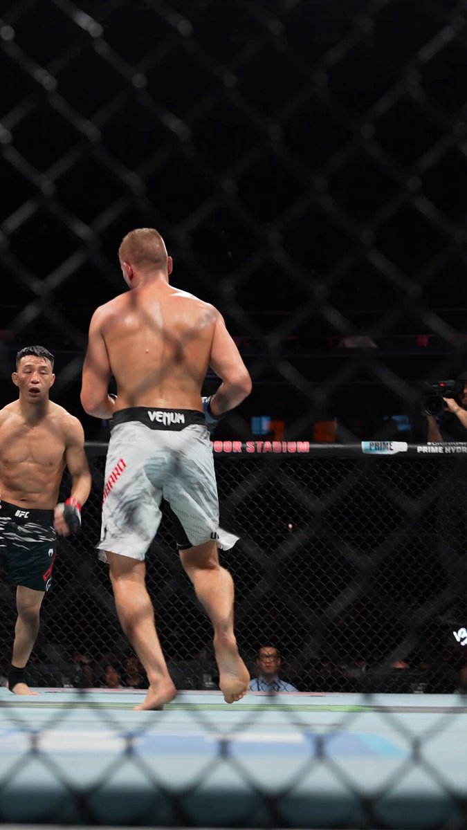 UFC オクタゴンキャンパス 格闘技 UFC Japan | またもオクタゴンでその強さを見せつけたジャン