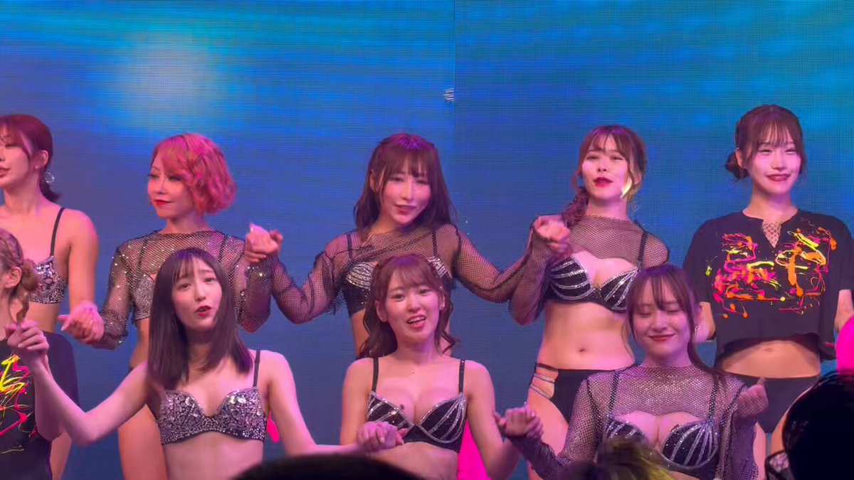 エビちゃん えびちゃん (@ebi_burlesque) / X