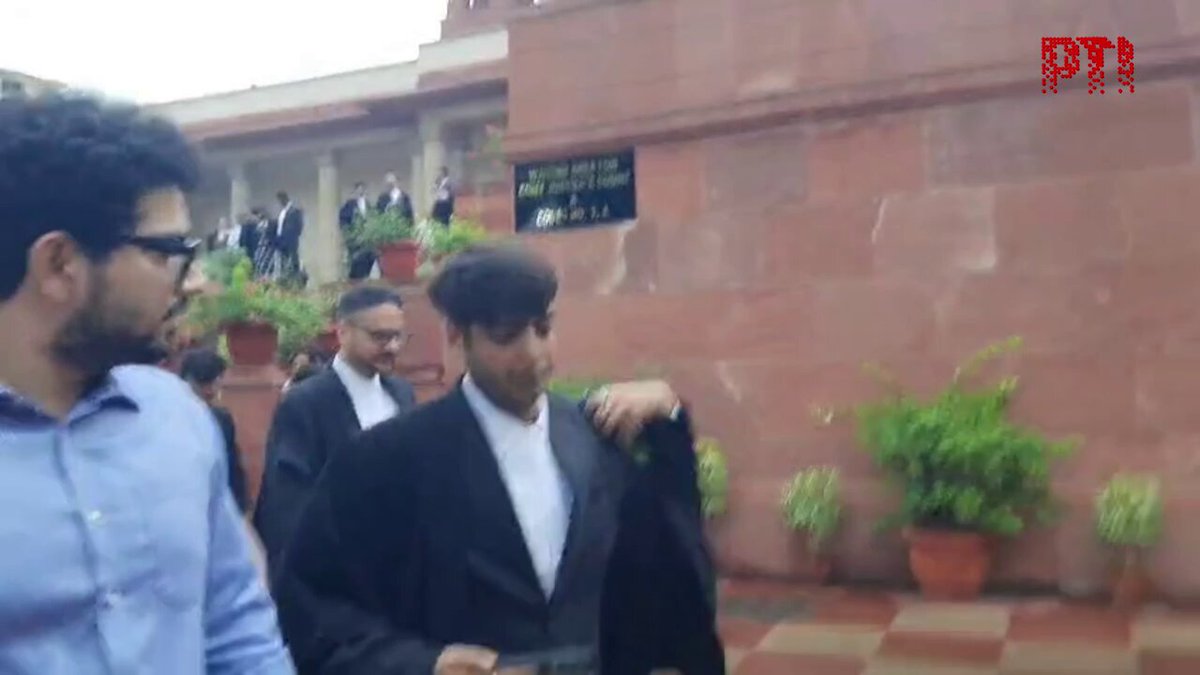 Delhi: YouTuber and social media Picture
