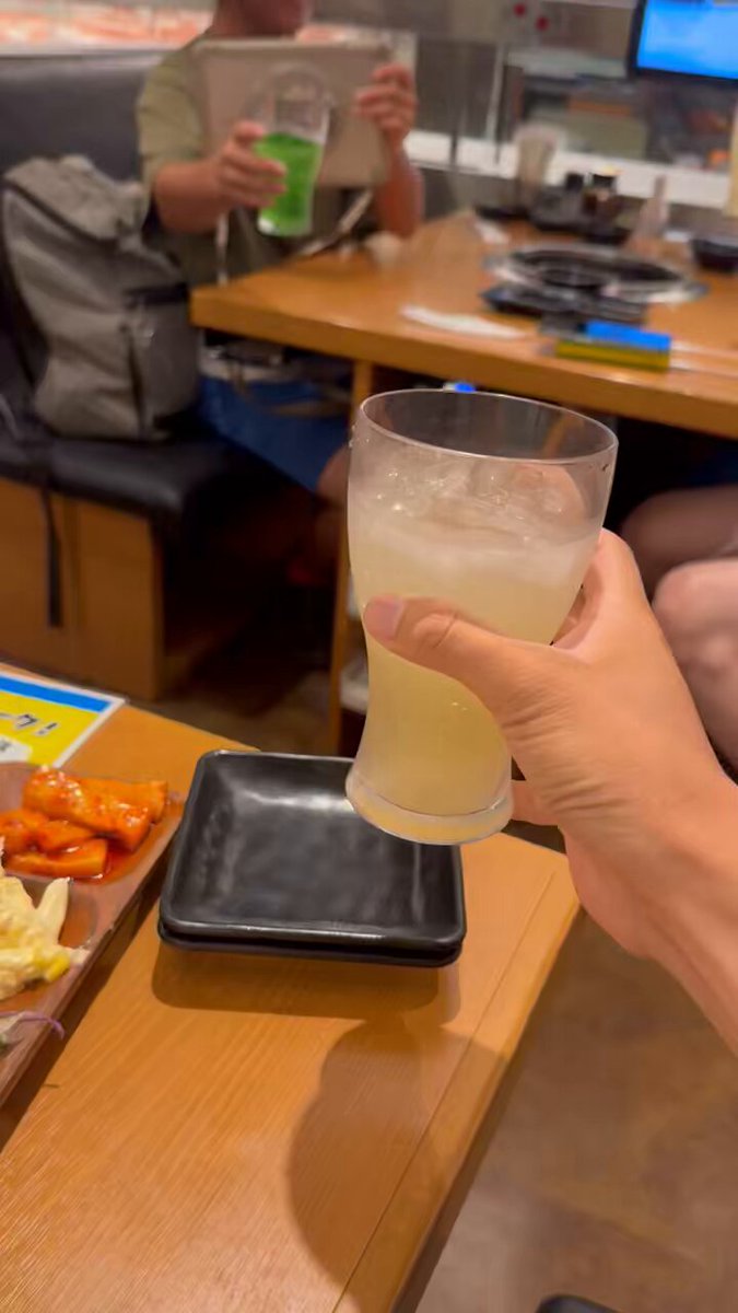 Yでやらせてもらってます！　 女友達は頼めば意外とヤらせてくれる4 (角川スニーカー文庫