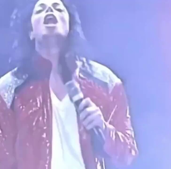 Listen to Michael Jacksons real Picture