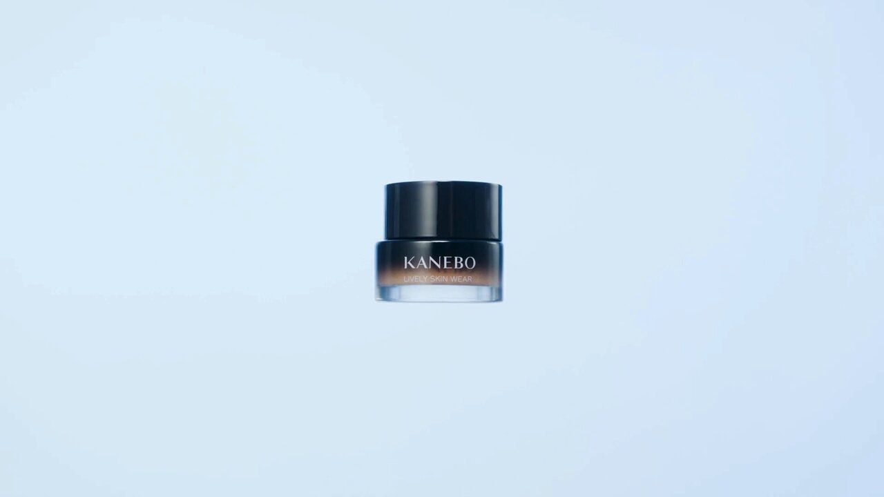 Kanebo - カネボウ✨KANEBO✨ノベルティ ✨クッション✨ブランケット✖️３点 Kanebo - カネボウ✨KANEBO✨ノベルティ ✨クッション