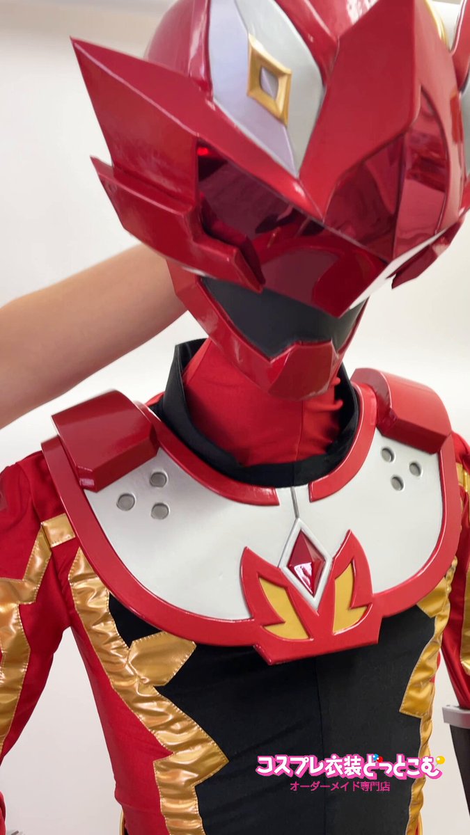 コスプレ社長💫秋葉原でコスプレ衣装をオーダーメイドで製作中
