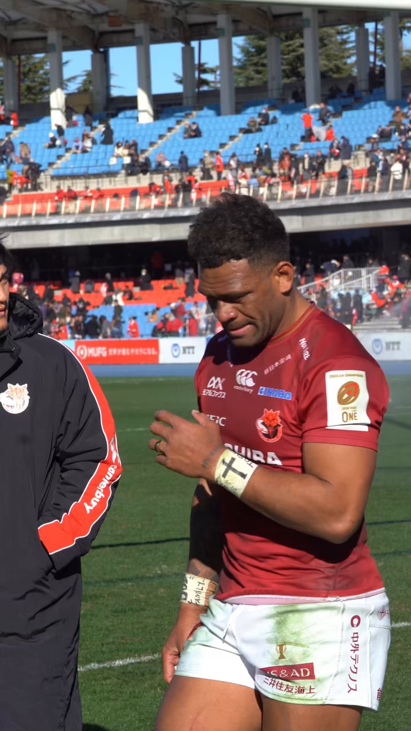 東芝ブレイブルーパス東京今季支給プルオーバー XL RWC2019 でも活躍したオールブラックスの頼れる2人が #東芝