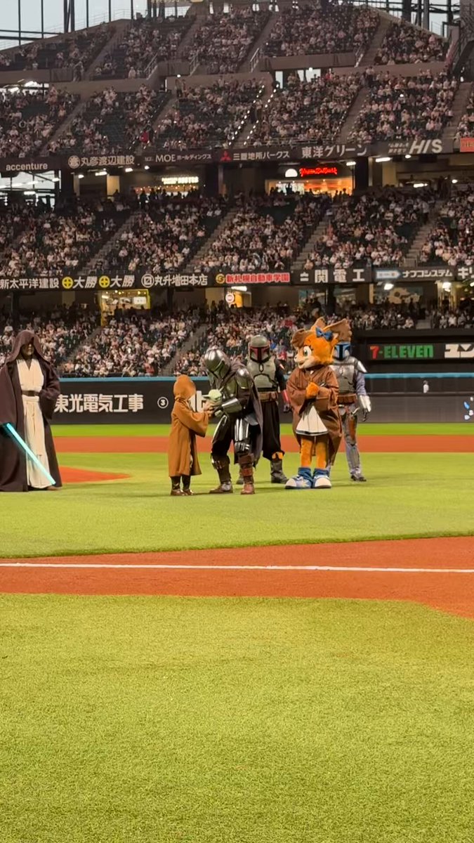 ケースも追加。スターウォーズエピソード7.8.9❤️吹き替えあります。 Amazon.co.jp | スター・ウォーズ エピソード7/フォースの覚醒