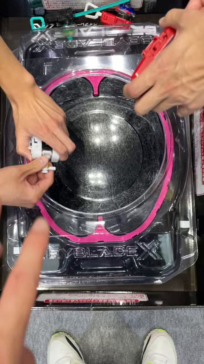 記念メダル　メダルゾンビ　踏みつけ mqdefault.jpg