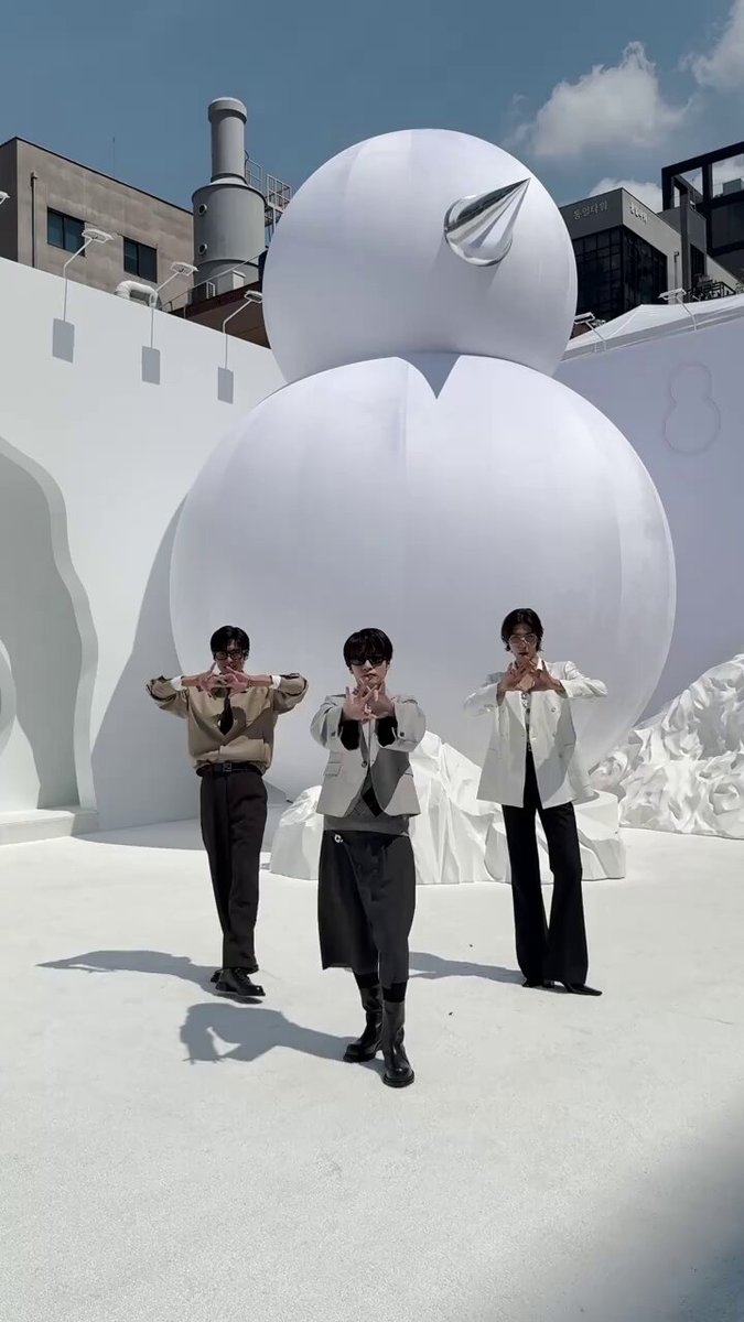 1点物・大きめ紳士のスノーマン ♡•*¨*•.¸¸໒꒱· ゜ SnowMan 公式写真 1678 ならせ 宮舘涼太 idome オフショ
