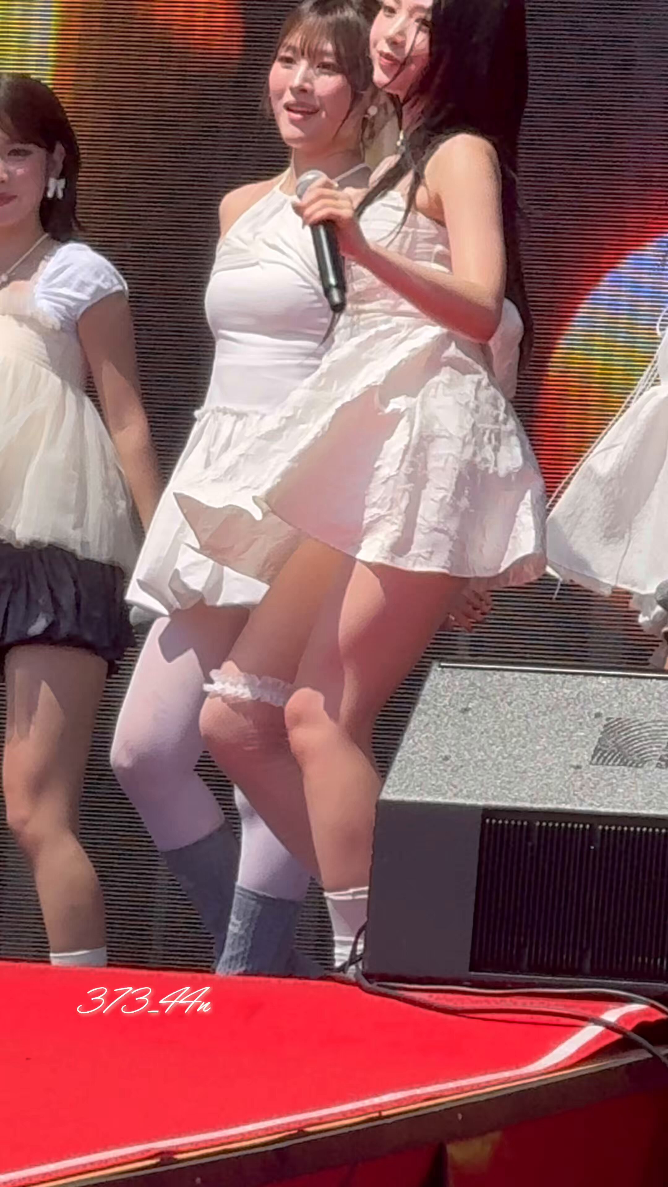 ℳ𝒾𝓃𝒶𝓂𝒾 - Cerca / X