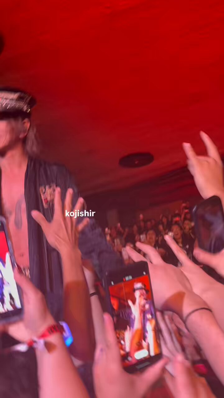hyde love♡ ページ qF53eQe-_200x200.jpg
