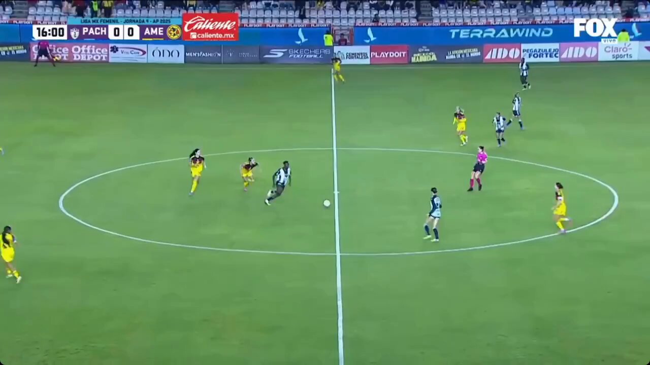 @TuzosFemenil Cabezazo que mueve las redes para Pachuca...