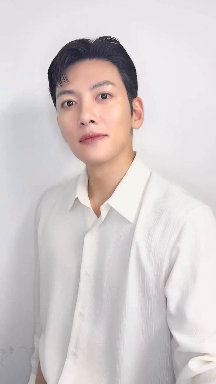 Ji Chang Wook 公式パンフレット 7745-304-