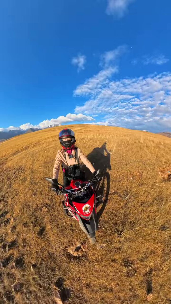 はるか180cm｜漫画「女ひとり、インドのヒマラヤでバイクに乗る