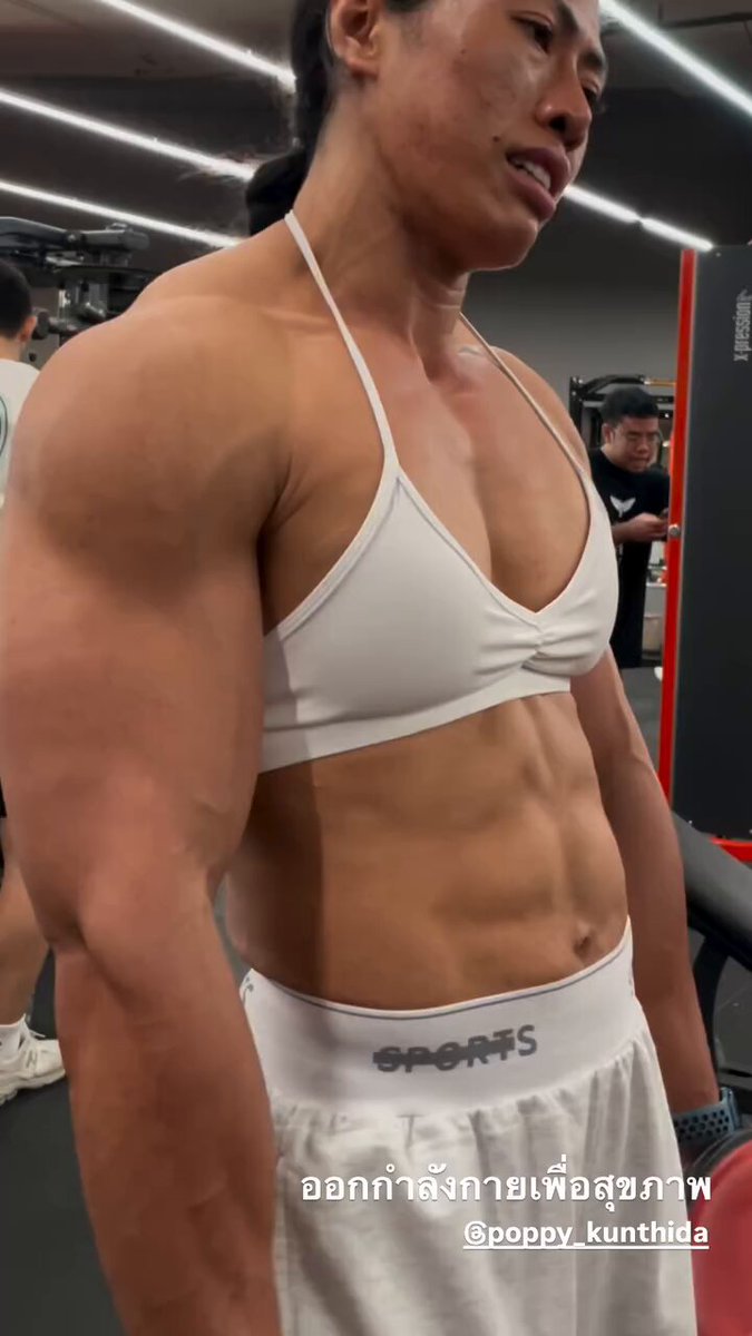 DauSkVbjXt9s52tG.jpg