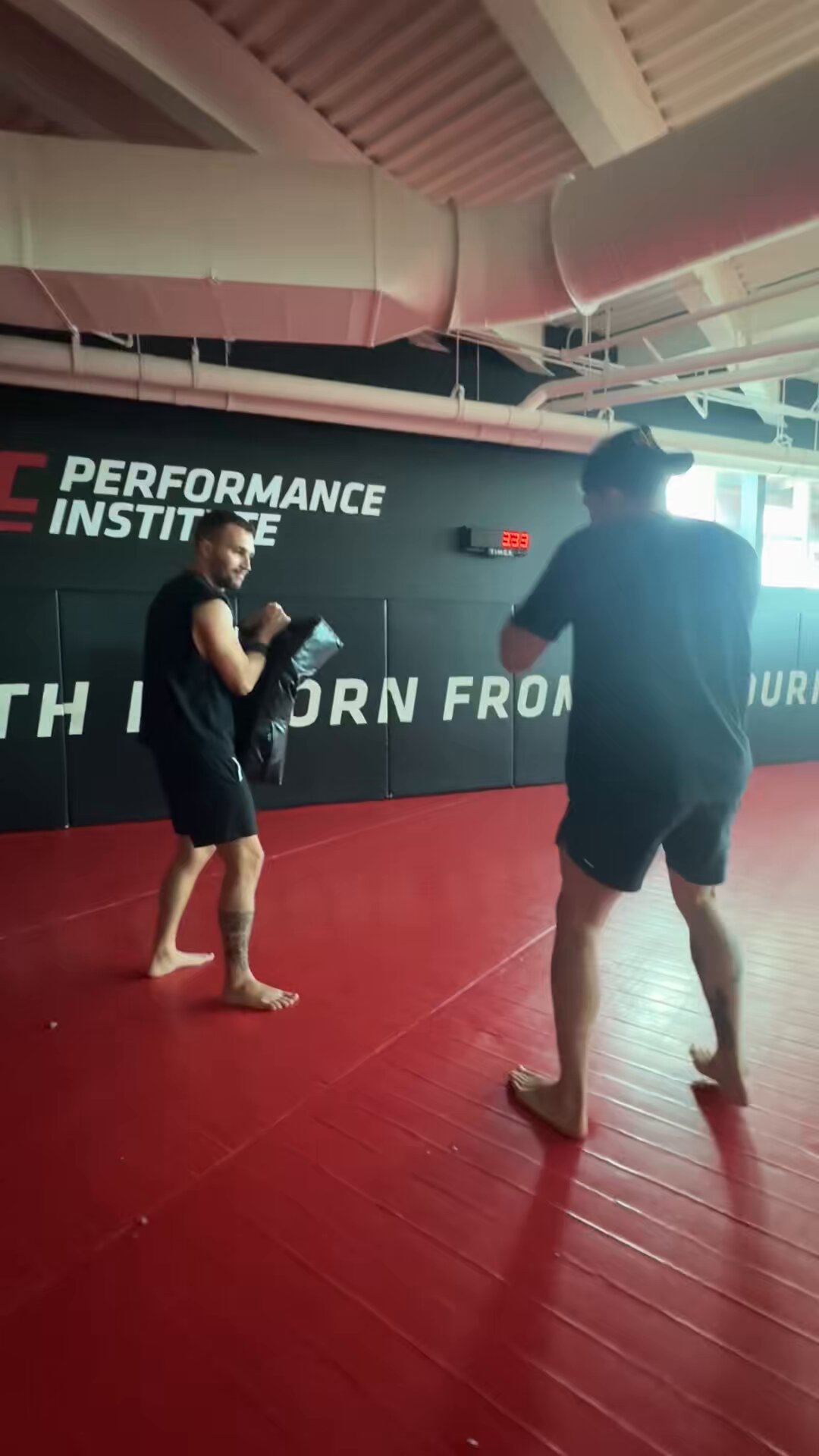 ひろや屋 近藤大耶 ヒロヤ (@abc_baki) / X