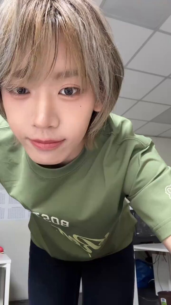 ボイプラ 张帅博 장슈아이보 シュアイボ ファンミ ペンミ トレカ アホプ ユニリグ ボイプラ AHOF ファンミ 张帅博 シュアイボ トレカ