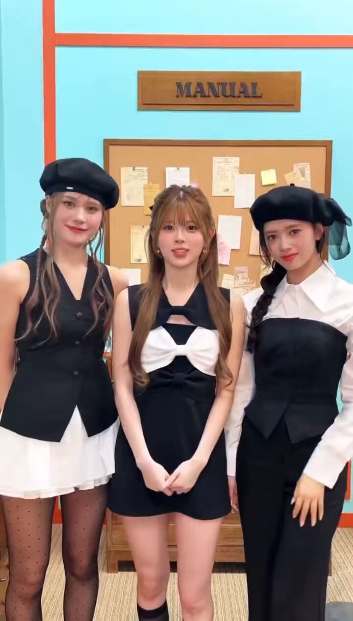 明日までお値引き‼️⭐️必ずコメントください⚠️ニーナミュウキティコラボダウンコート❤️ 未使用】ニーナミュウ キティちゃん♡コラボバッグ♡ 2025年最新