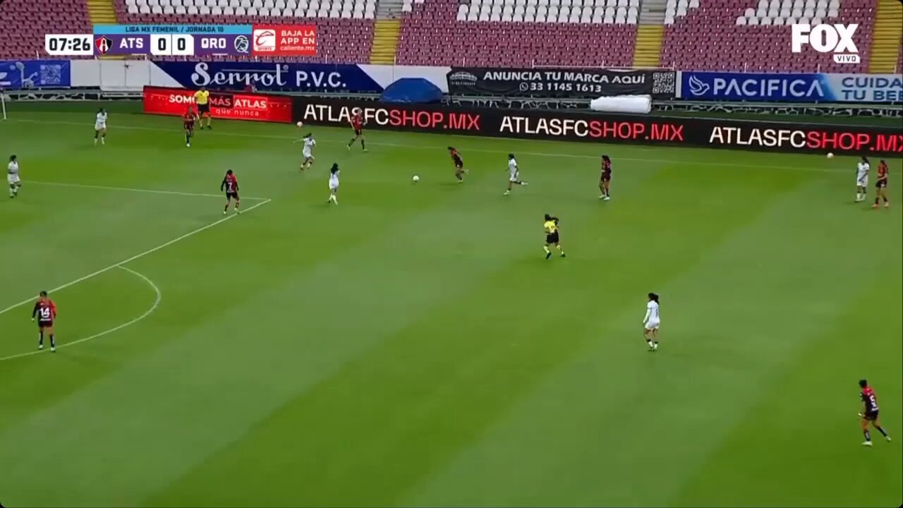 Renata Huerta encontró el espacio y mandó el balón al fondo de las redes para el primero de @AtlasFCFemenil.🤩🔥#NuestroFutFem