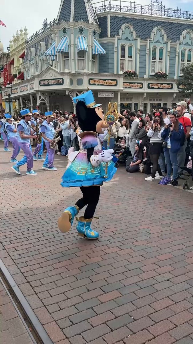 ディズニーワールドファン.JP (@DisneyWorldJp) / X
