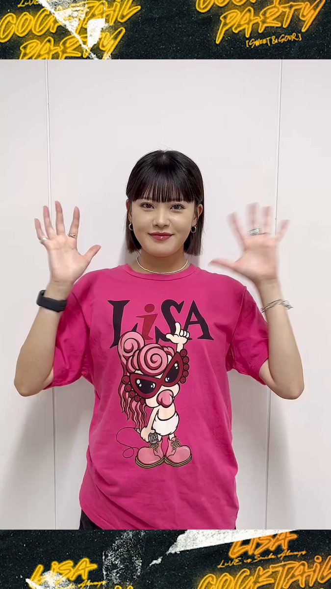 LISA LIP　SERVICE Tシャツ XLサイズ LiSAシャツ ¥7,900- 生地もボタンもぜんぶすてきなの！ #LiSA