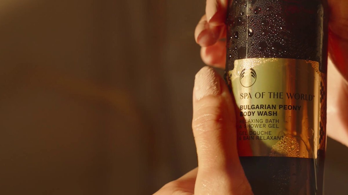 【THE　BODY　SHOP】まとめ売り ザボディショップ×クリスマスコフレ2022】今年は「スパイスド