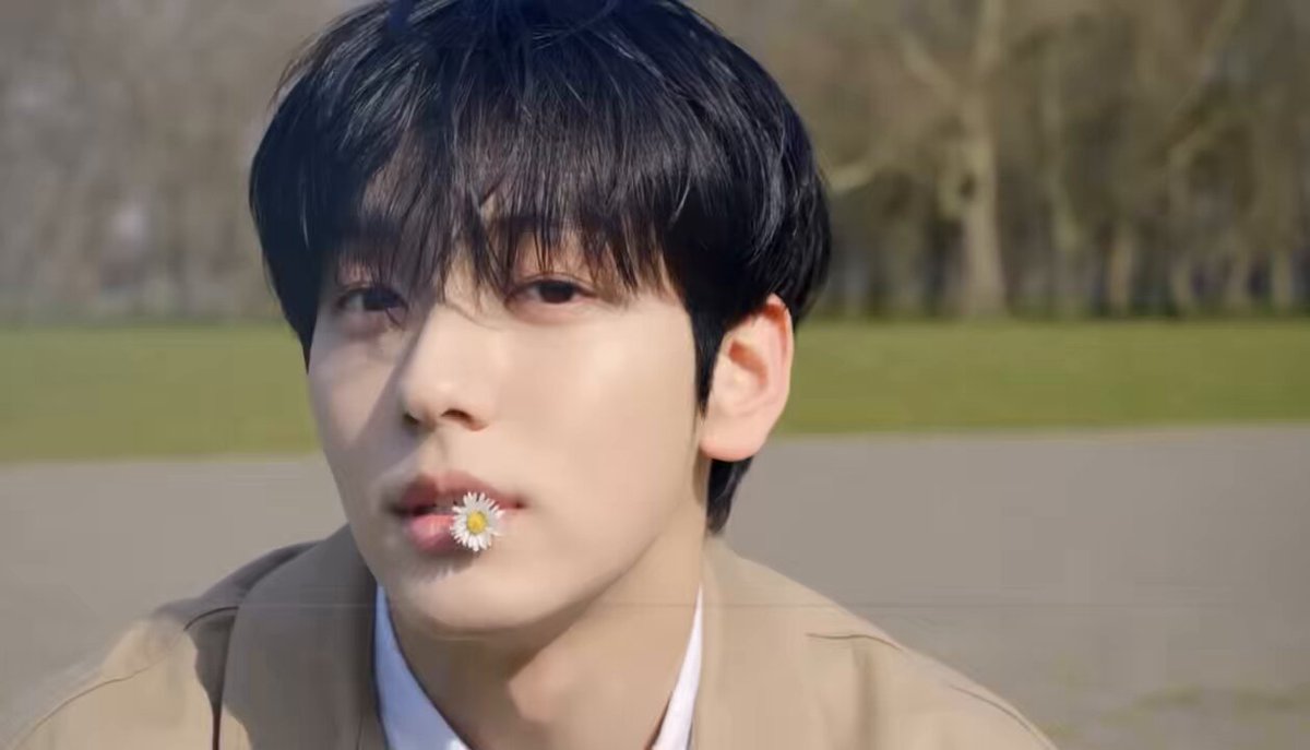 アイドル TXT TXT feat Ikuta Lilas - 0X1=LOVESONG (I Know I Love You