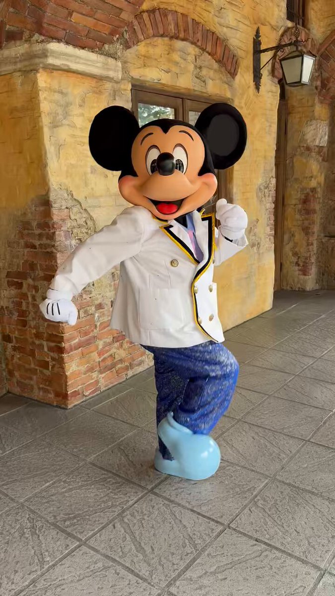 Disney - まぃ様、6/9までお取り置き♡ 🏰₊˚⊹♡🎡🎢 夏ディズニーフォト☀️！ ミッキーとのフォト