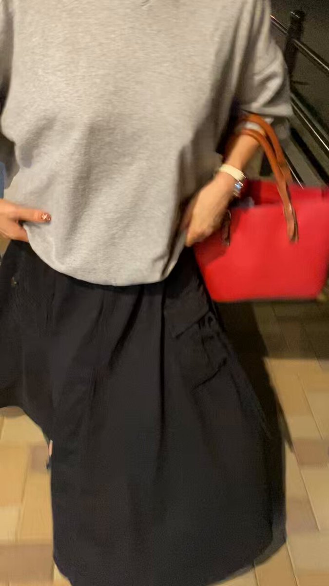 Video oleh @E2qFR1NcXfDWzS6