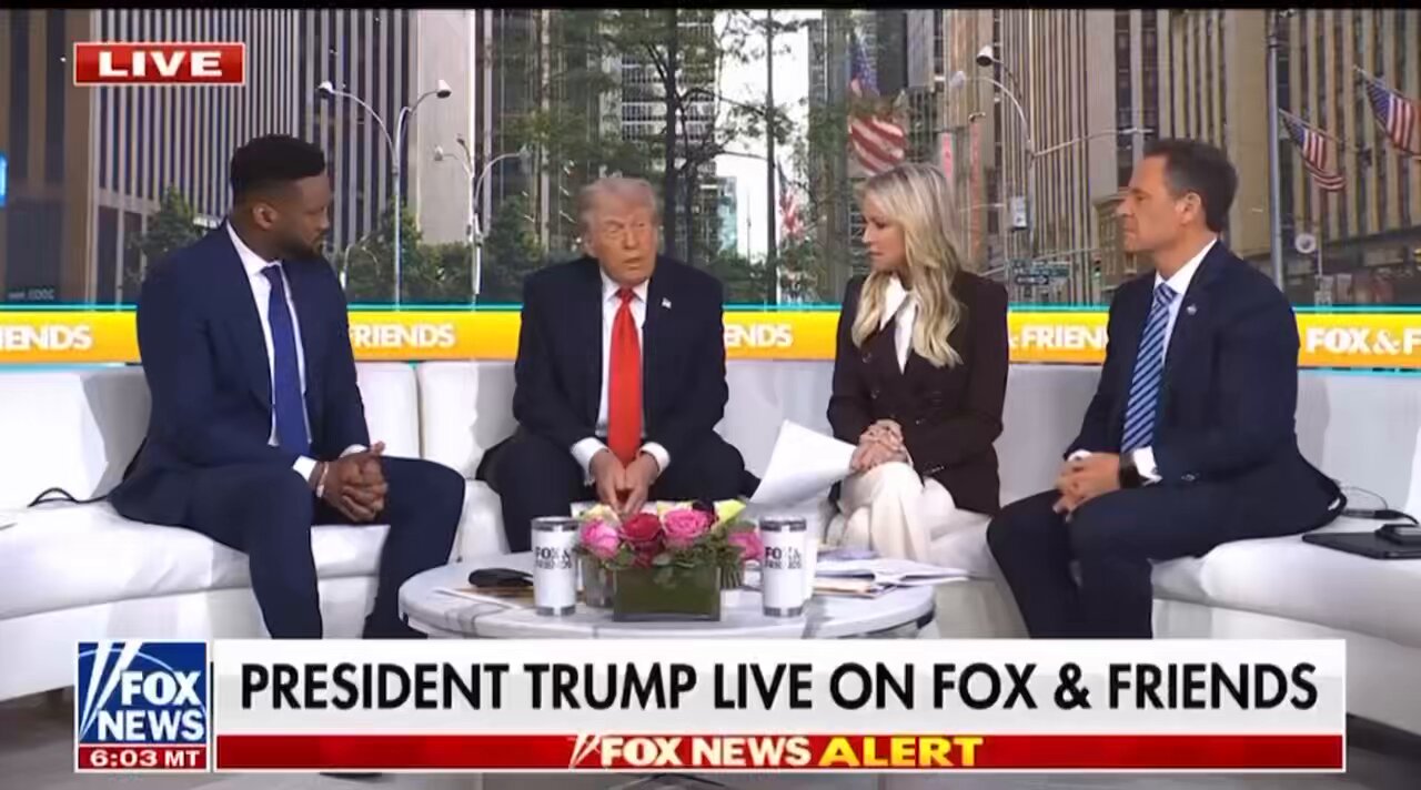 neighborhood CHAMBER Donald Trump トランプ neighborhood