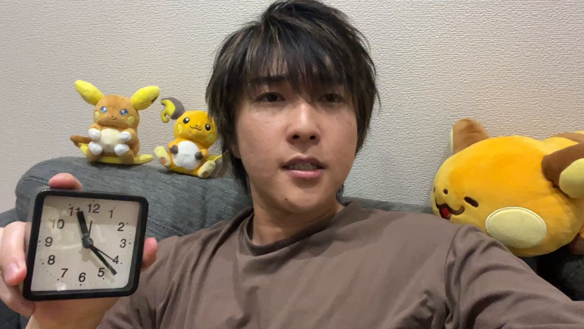 おでんでん 明治 おでん横丁 60g (49770100) の仕入れ・箱買いなら激安卸