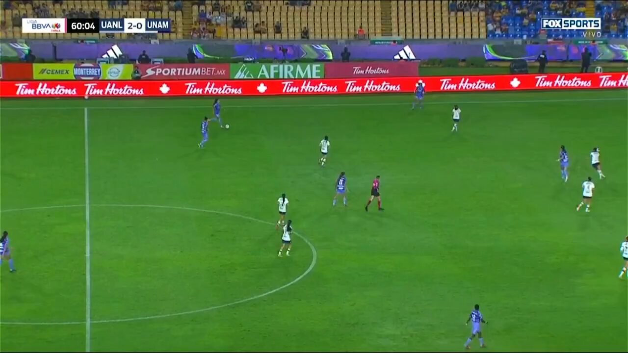 Cayó el tercero con este disparo que mueve la red para @TigresFemenil...
