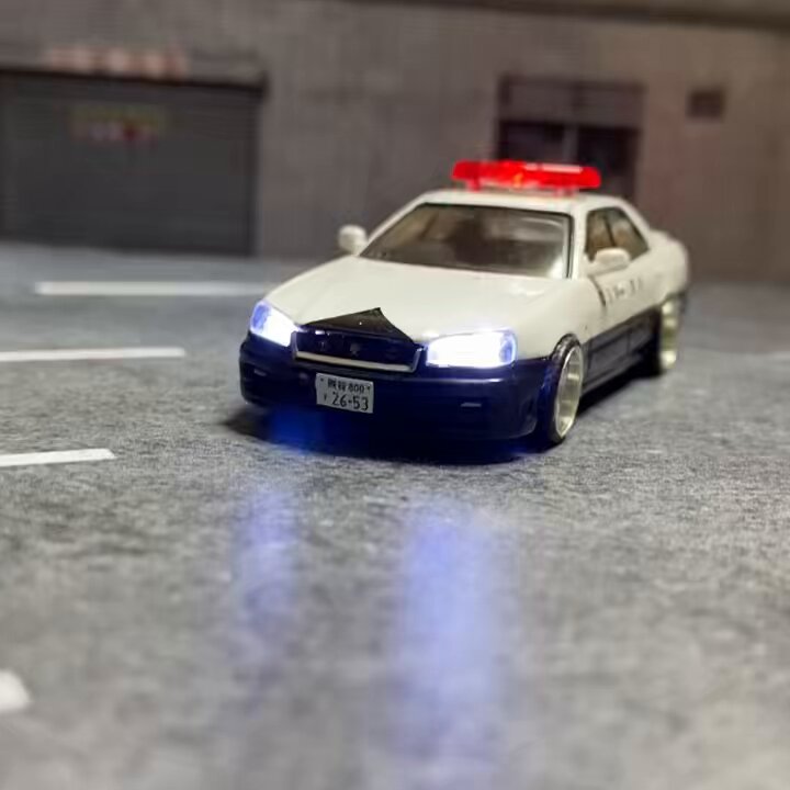 トミカリミテッドヴィンテージ　スカイライン 25GTターボ パトロールカー トミカリミテッドヴィンテージNEO LV-N127a 日産スカイライン