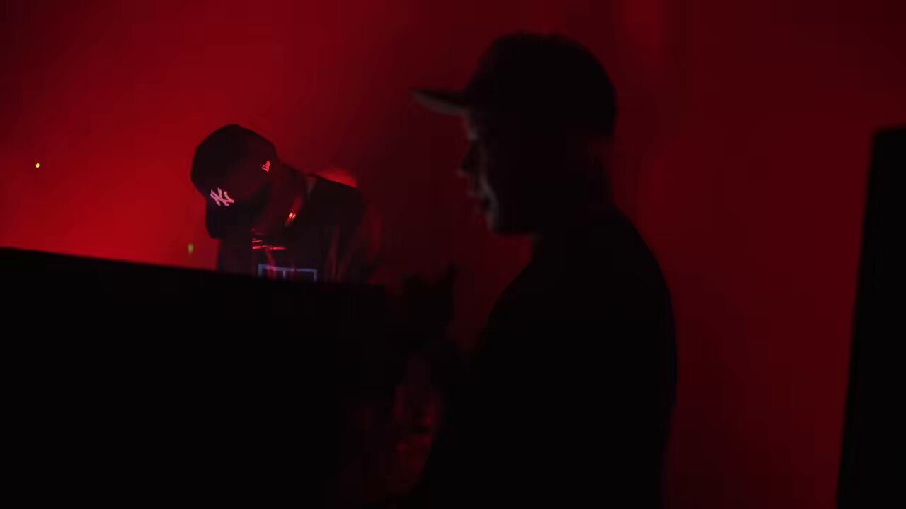 背景HIPHOP (@thehaikei) / X