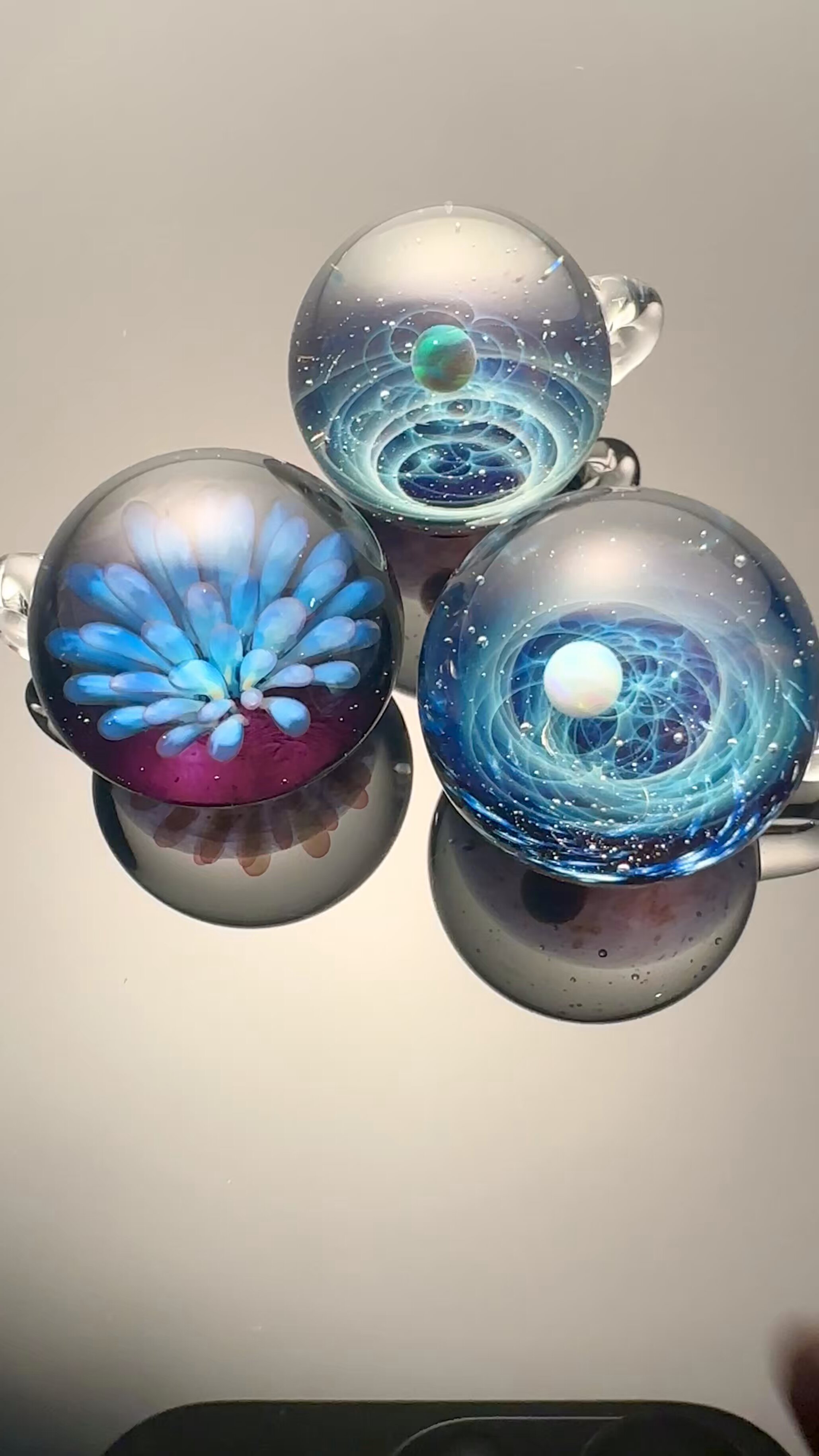 【新品☆未使用】銀被せ宙吹きガラスアート 置物 早川和明/ガラス作家 on X: 