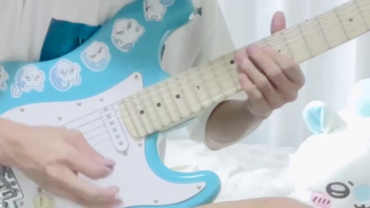 【ジャンク】　ギター他　部品取りにどうぞ ジャンクギター部品のサビを取ってピカピカに 磨き作業で気分
