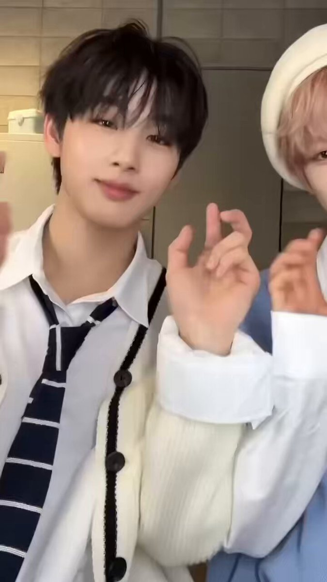 Root 【ハルト하루토HARUTO】 (@HeyRoot1010) / X